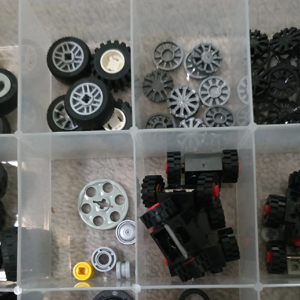 LEGO Building Block Wheels, Tires & Gear Set with Storage Case